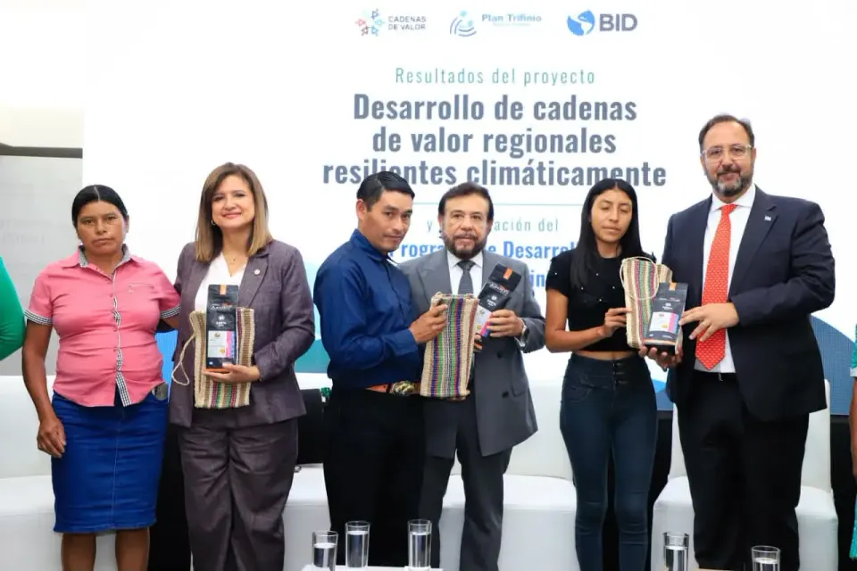 Presentación de resultados del proyecto Desarrollo de cadenas de valor regionales resilientes climáticamente