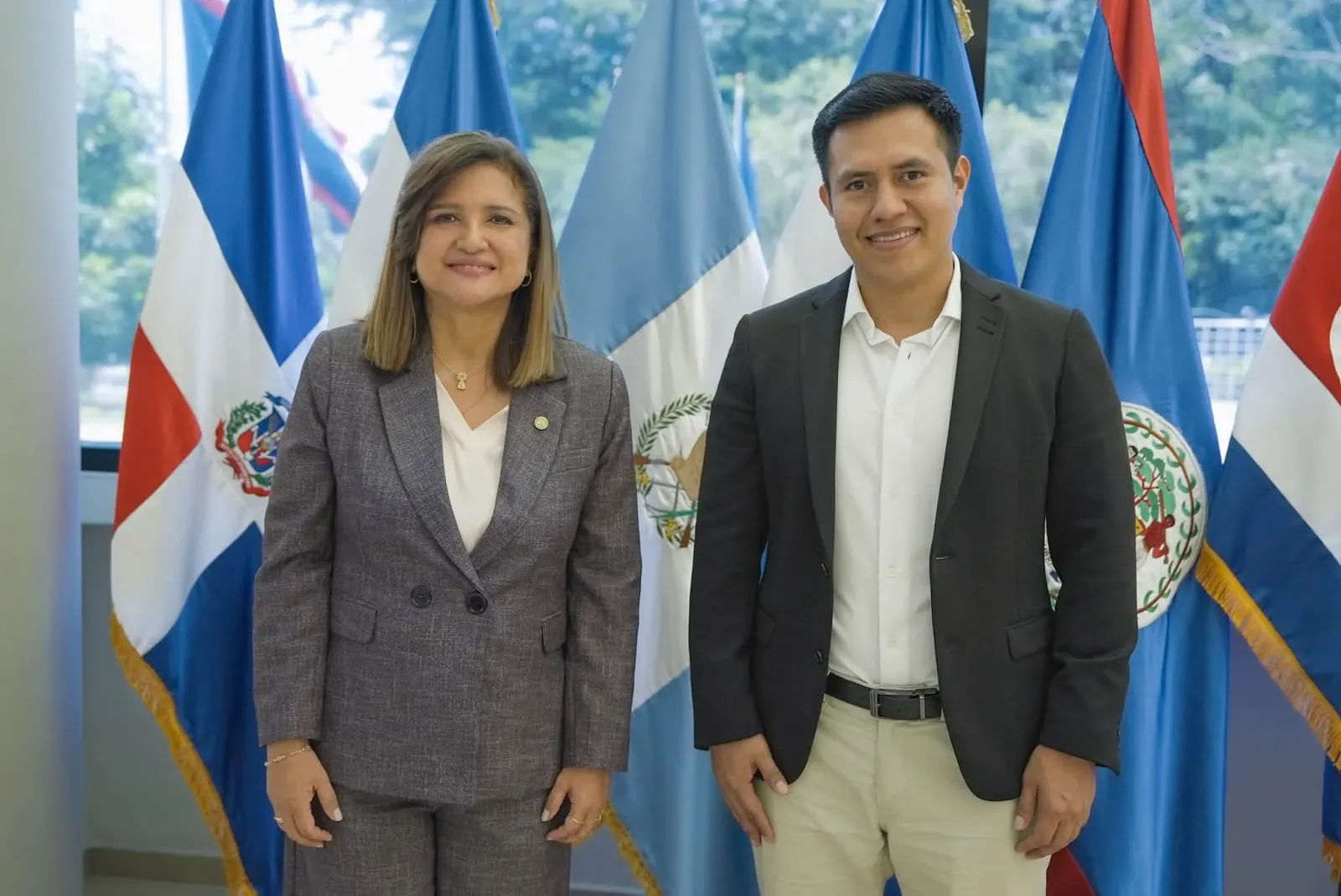 Rocael López en el lanzamiento de Trifinio Market, en la sede del SICA